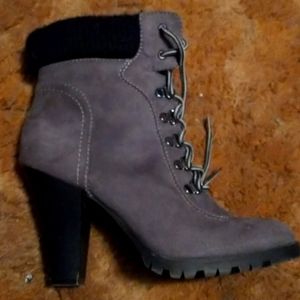 Ankle high heel boots